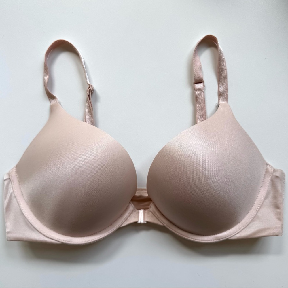 Victoria's Secret Lace Up Front Clasp Bra